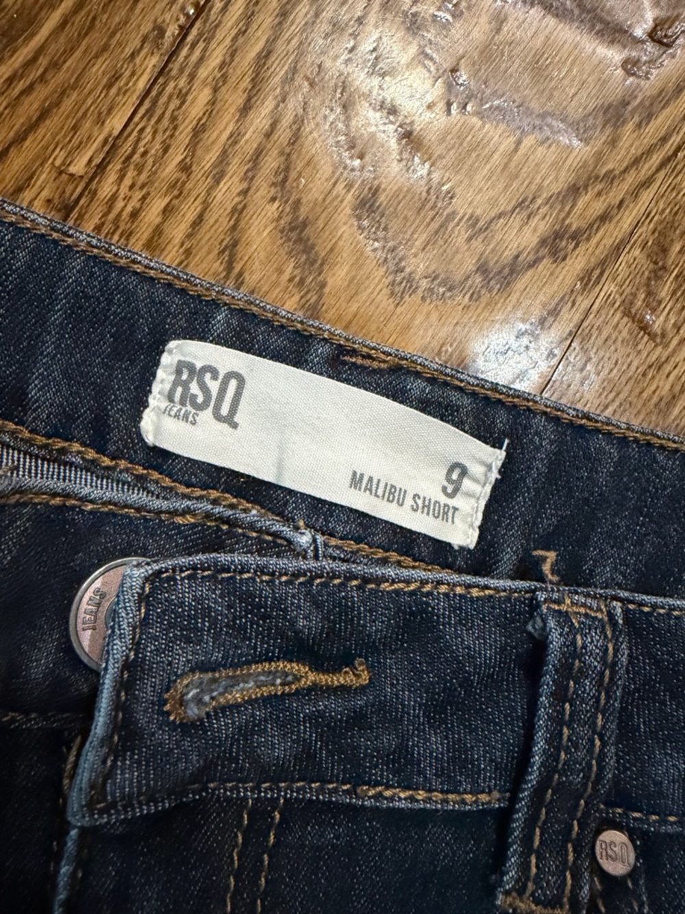 RSQ Dark Indigo Denim Roll-Cuff Women's Shorts - Picture 3 of 4